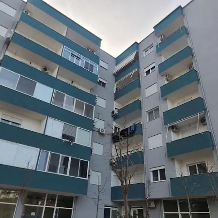 4 - Seaview Apartment